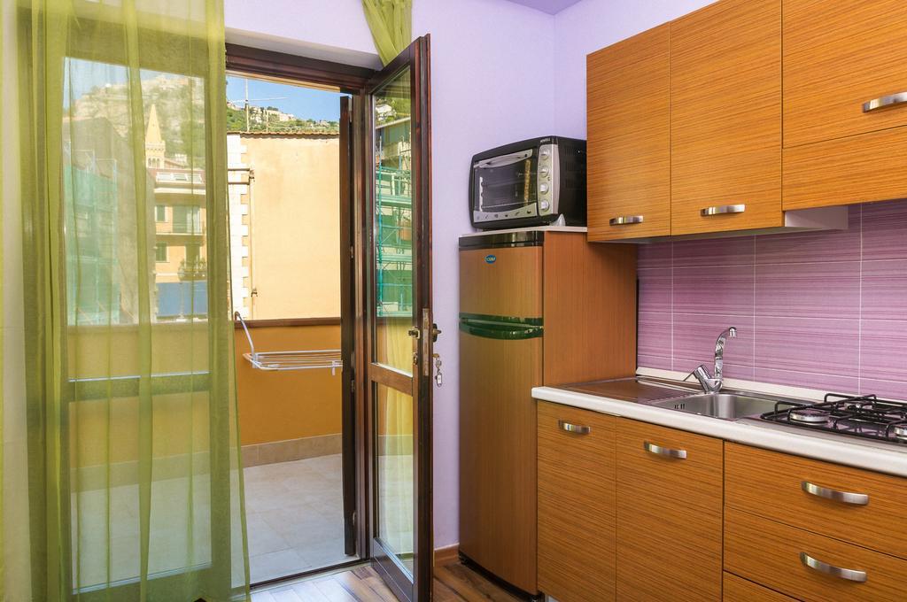 Residence Villa Il Glicine Taormina Room photo