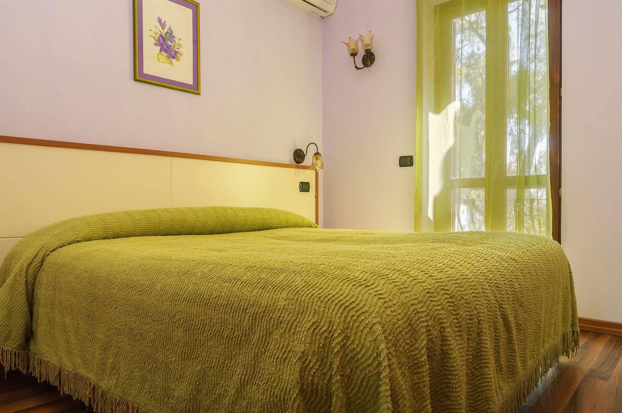 Residence Villa Il Glicine Taormina Exterior photo